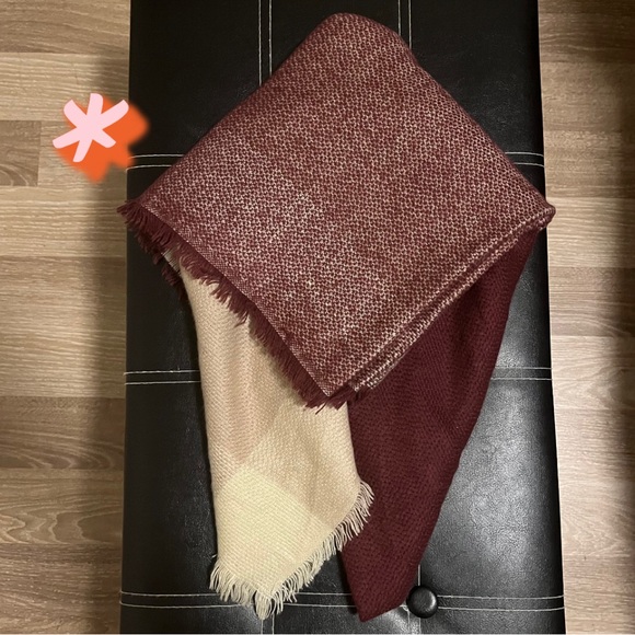 Blanket Scarf - Picture 1 of 2